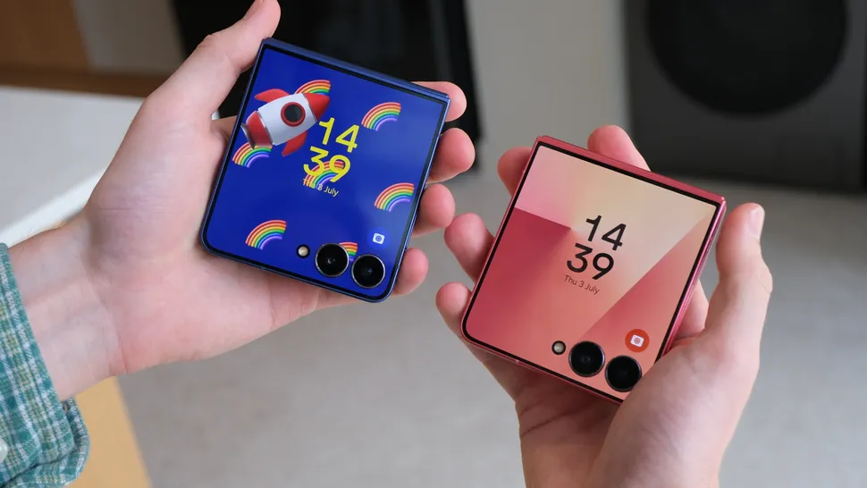 현재 여론 𝙅𝙊𝙉𝙉𝘼 갈린다는 갤 플립 실물.JPG | 인스티즈