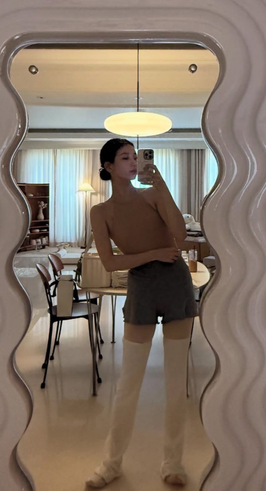 [잡담] 수지 방금 인스타 업뎃한 사진 넘 예뻐 | 인스티즈
