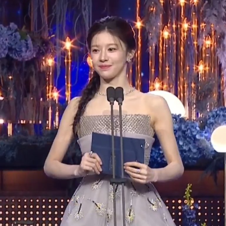[잡담] 와 오늘 고윤정 뭐임....? | 인스티즈