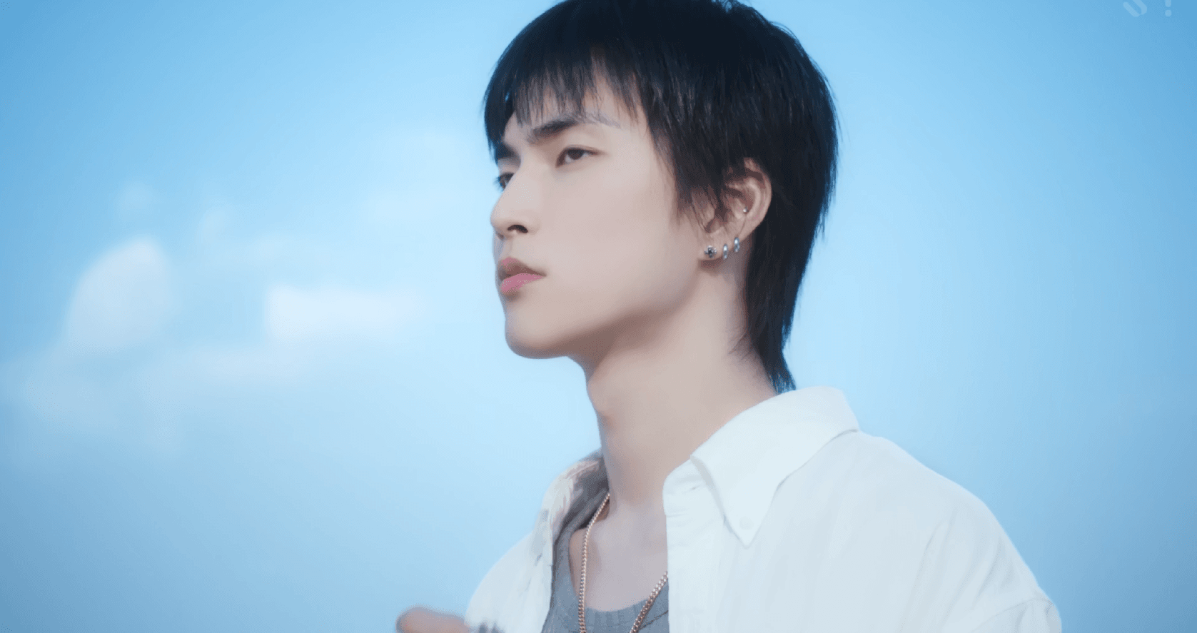 오늘자 선공개곡 뮤비 공개한 홍승한 비주얼.gif | 인스티즈