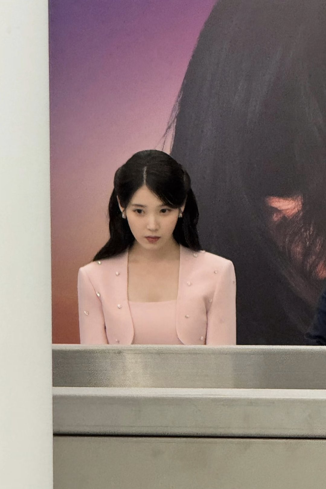 [잡담] 아이유 올해 오프마다 좋은 느낌을 줌… | 인스티즈