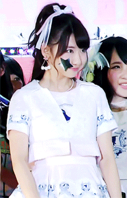 요새 오타쿠 컨셉 아이돌들 많아졌는데 일본의 그 찐?은 따라갈수가 없는거같음....gif | 인스티즈