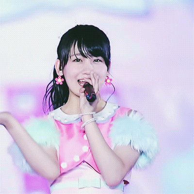 요새 오타쿠 컨셉 아이돌들 많아졌는데 일본의 그 찐?은 따라갈수가 없는거같음....gif | 인스티즈