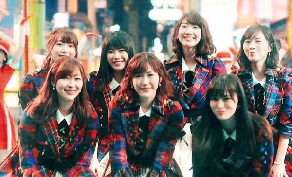 요새 오타쿠 컨셉 아이돌들 많아졌는데 일본의 그 찐?은 따라갈수가 없는거같음....gif | 인스티즈