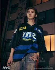 관상에 노래가 없는데 반전 음색까지 가진 메인보컬 | 인스티즈