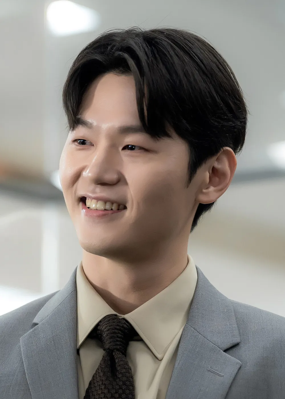 오늘 첫방송하는 이진욱과 정채연이 변호사로 나오는 드라마 에스콰이어: 변호사를 꿈꾸는 변호사들〉 | 인스티즈