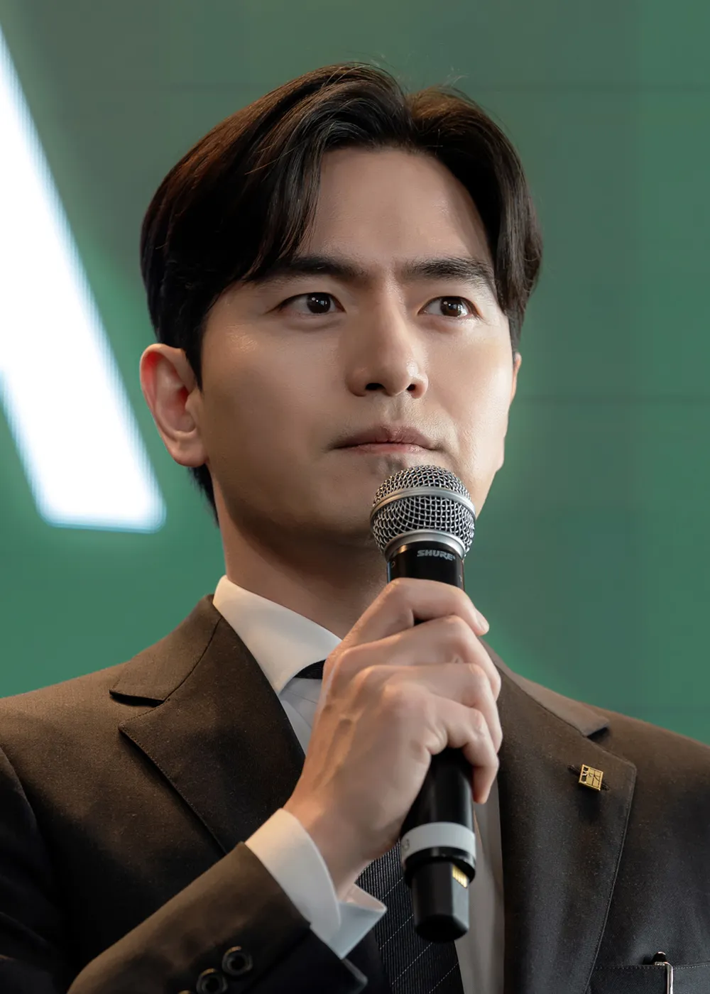 오늘 첫방송하는 이진욱과 정채연이 변호사로 나오는 드라마 에스콰이어: 변호사를 꿈꾸는 변호사들〉 | 인스티즈