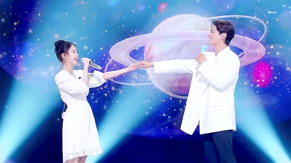 [잡담] 사실 박보검이랑 아이유 이때가 특이했던 거지 | 인스티즈