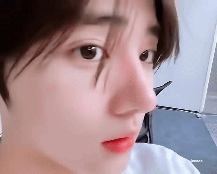 [잡담] 이상원 지금처럼 눈 아이홀 안깊었을때도 이쁨 | 인스티즈