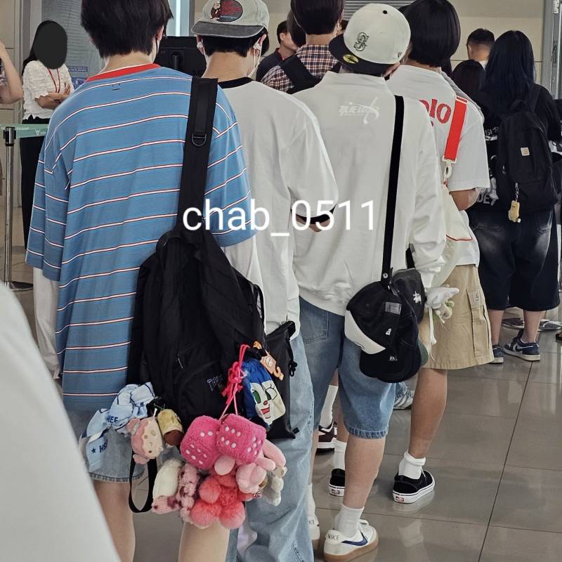 구라겟지??;; 나 가방 하나에 커비키링을 많이 달고다니는데.. | 인스티즈