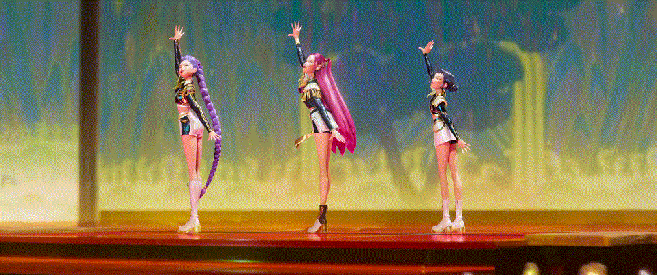 콘서트 왔는데 내 옆에 아이돌 빙의하는 아저씨 있어서 힘들었다 | 인스티즈