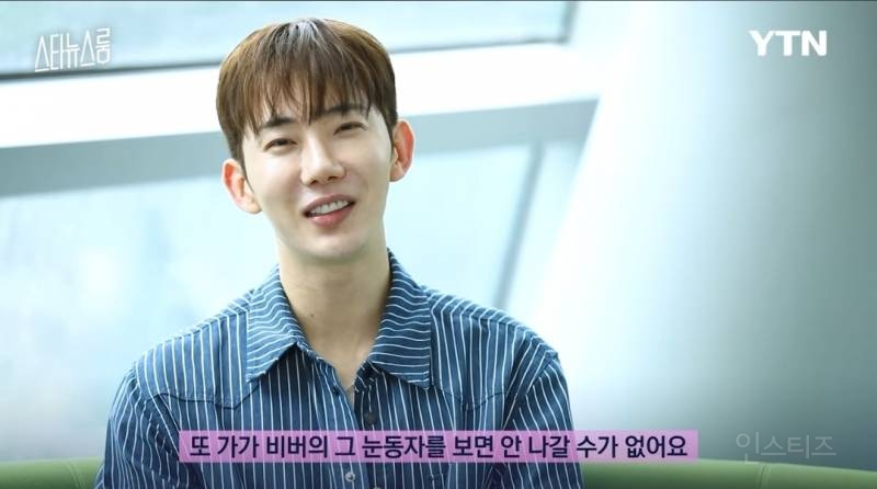 강아지 네마리랑 동시에 산책한다는 조권 .jpg | 인스티즈