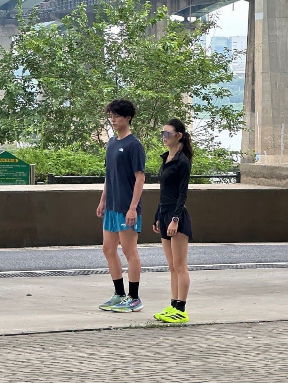 [잡담] 뉴진스 다니엘 박보검하고 러닝 연습하는거 목격담 떴네 | 인스티즈