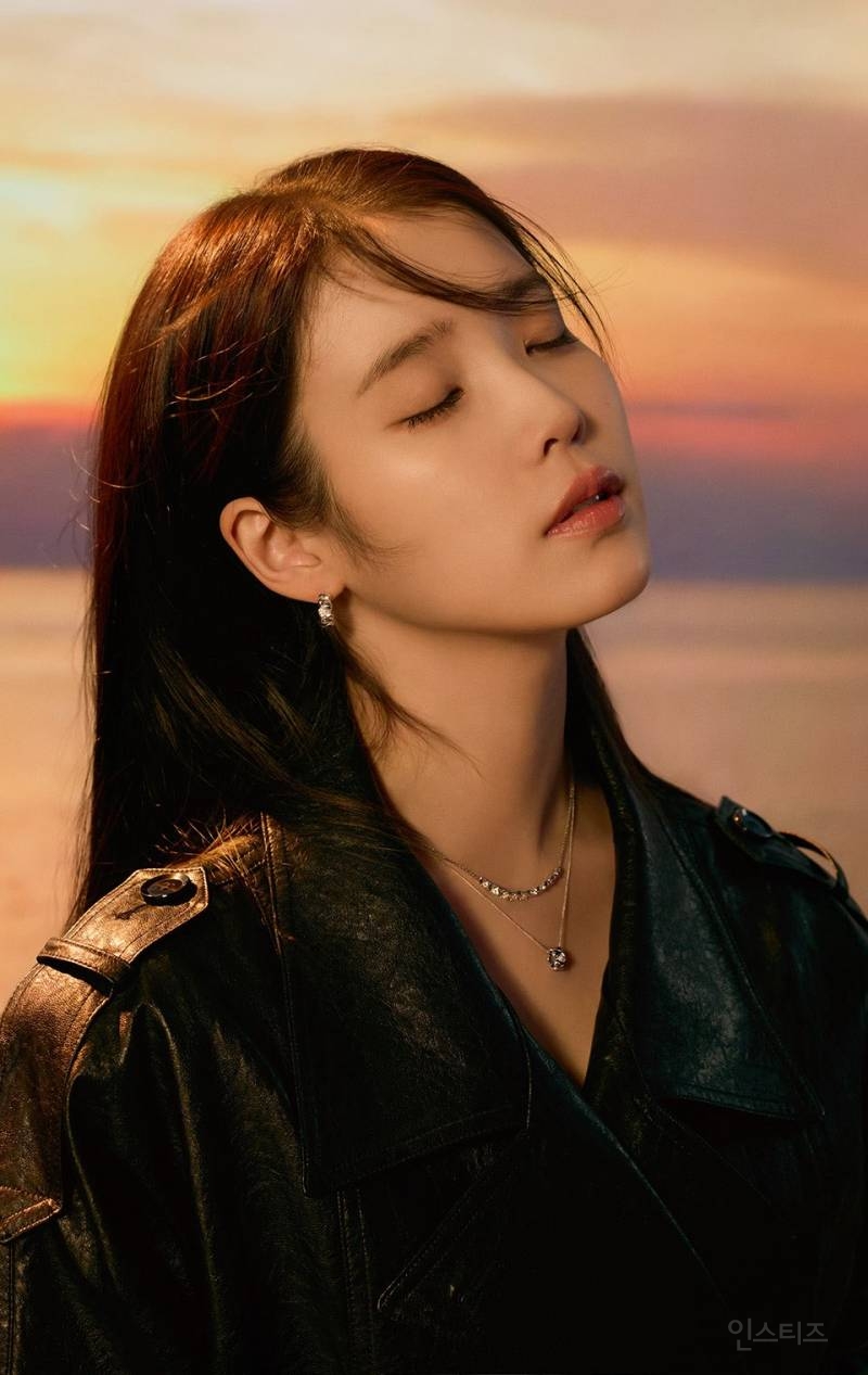 아이유 제이에스티나 Magic Hour 캠페인 화보 | 인스티즈