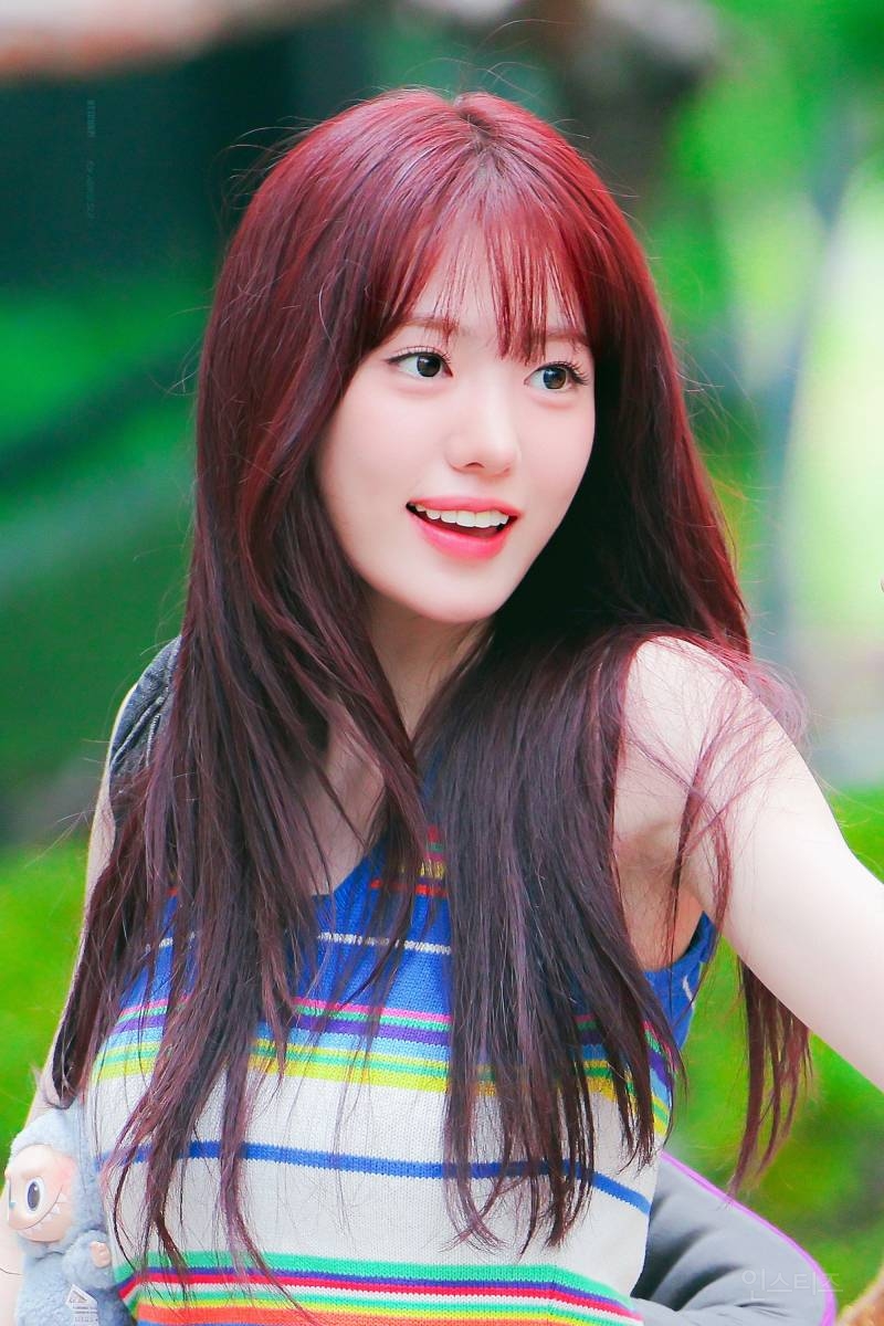 레드가 진짜 예쁘게 잘받는듯한 여돌 멤버 | 인스티즈