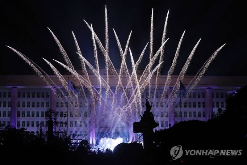 광복 80주년 광복절 전야제 [포토] | 인스티즈