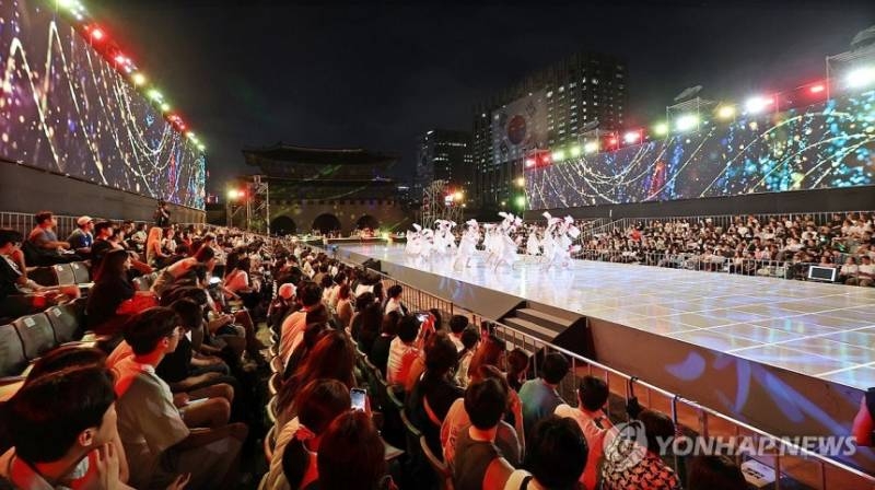 광복 80주년 광복절 전야제 [포토] | 인스티즈