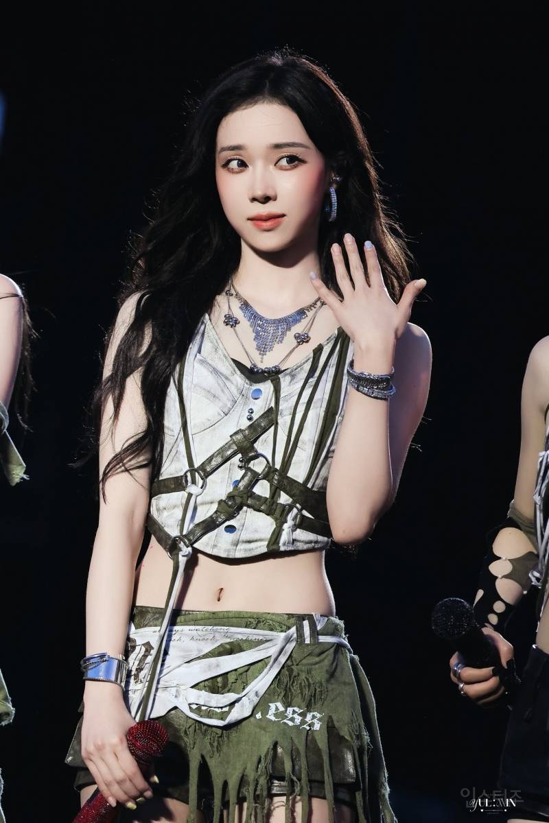 오늘자 썸머소닉 카리나 윈터 고화질.jpg | 인스티즈