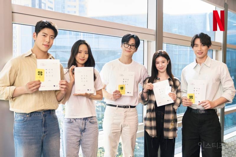 올해 기대되는 넷플 드라마.jpg | 인스티즈