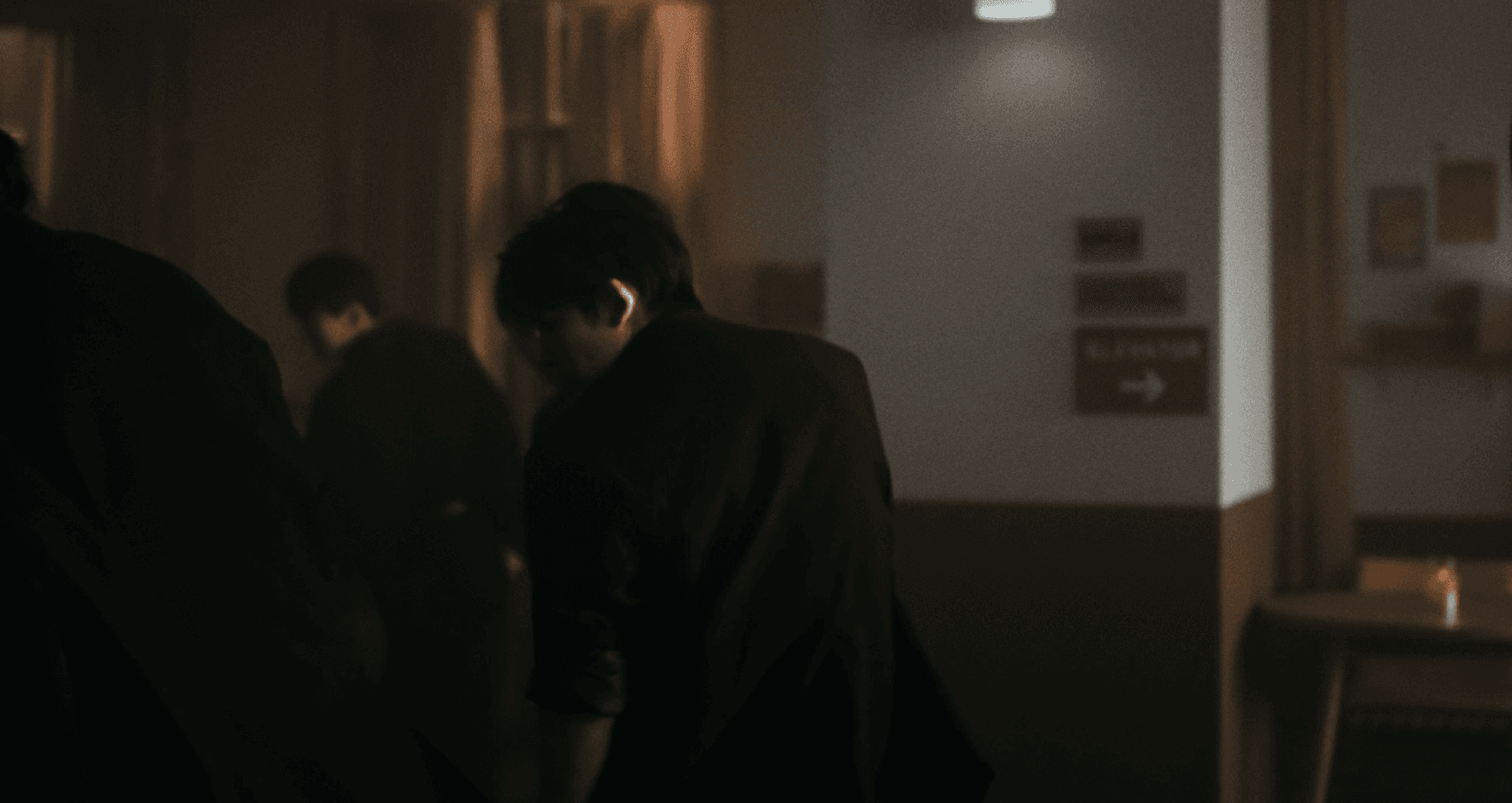 여전히 현역이라고 보여주는 16년차 남돌 신곡.gif | 인스티즈