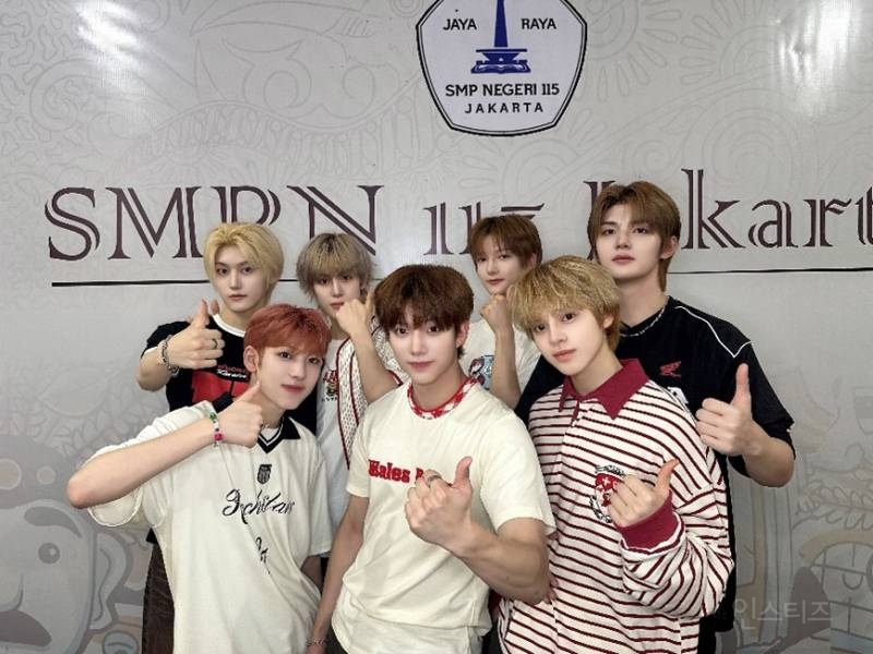 콜라보 하나 했다가 현지에서 난리난 아이돌 | 인스티즈