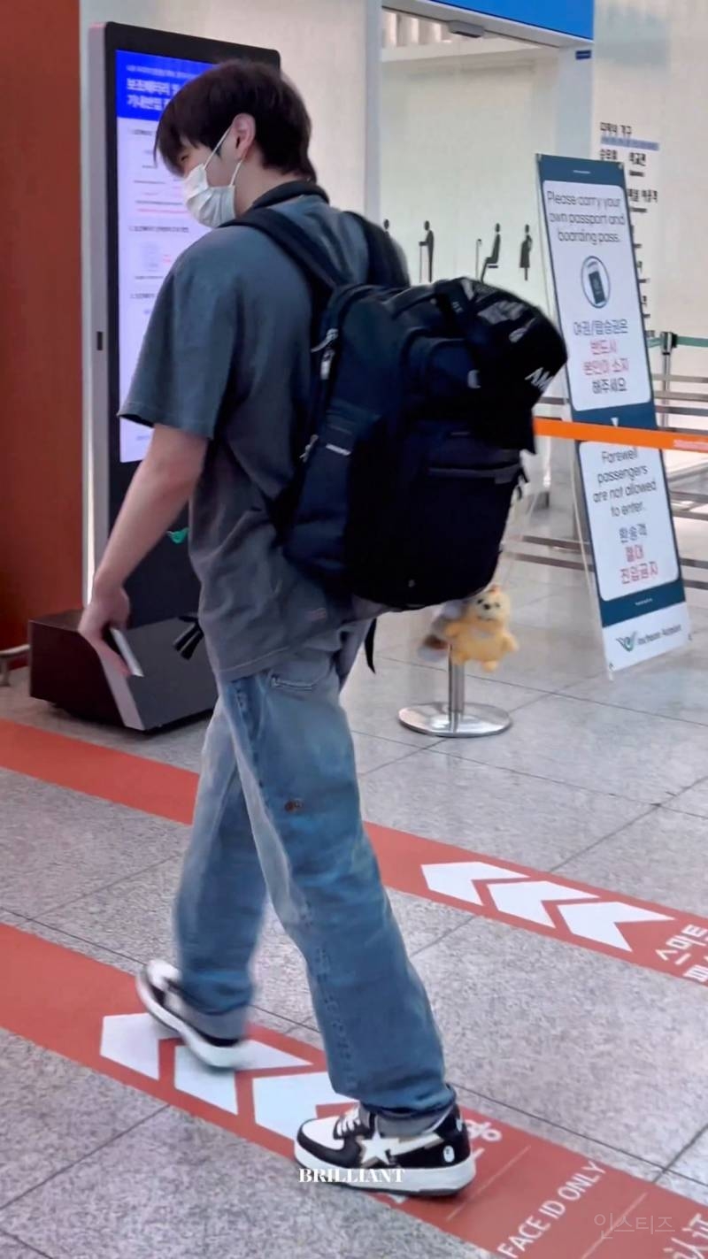 오늘 출국하는 강다니엘 | 인스티즈