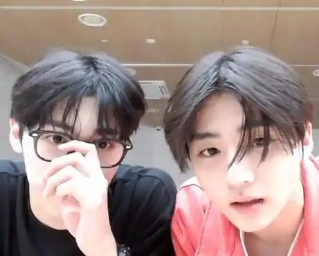 ADP 조우찬 챤왼 챤른 트레이니 에이 시절 저화질 프리뷰 과사 위주 이상원 조우찬 투샷 (167) webp 공유 | 인스티즈