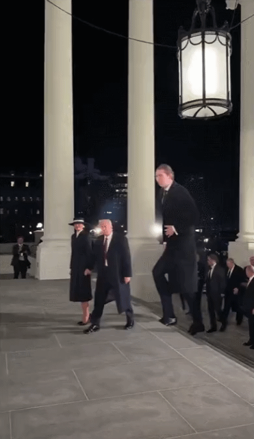 놀라운 트럼프 막내아들 근황.gif | 인스티즈