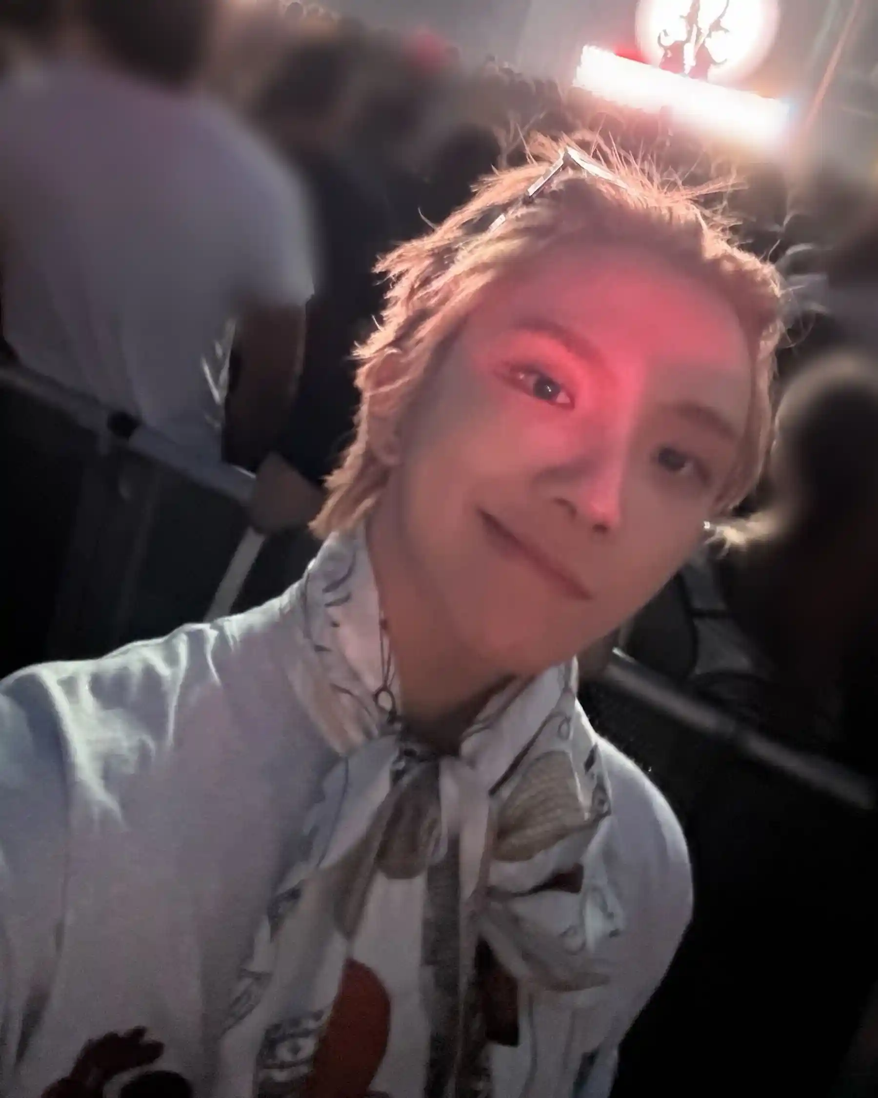 김운학 운왼 운른 위버스 셀카 (2) webp 공유 | 인스티즈