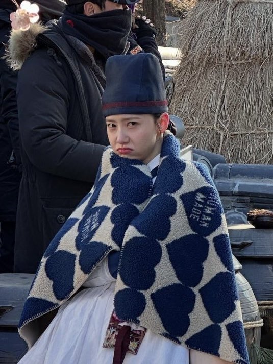 [잡담] 윤아 팥죽에 들어가는 새알 설 알감자 설 소라게 설 | 인스티즈