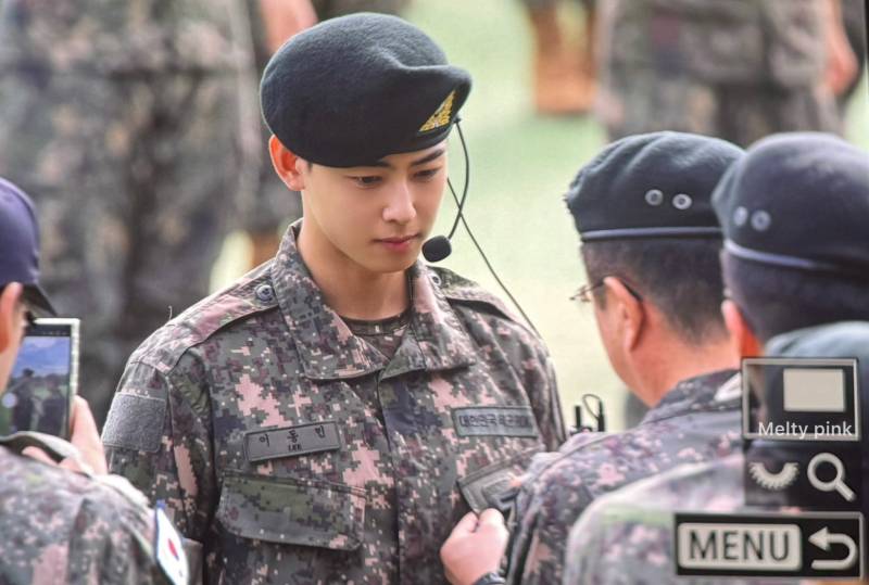 오늘자 육군훈련소 수료식 실화..JPG (충격) | 인스티즈