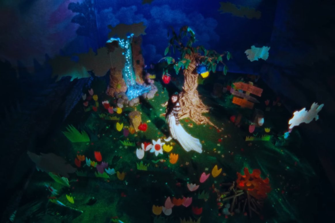 트와이스 채영 솔로 정규 1집 전곡 작사 작곡 편곡 참여함 ㄷㄷ | 인스티즈