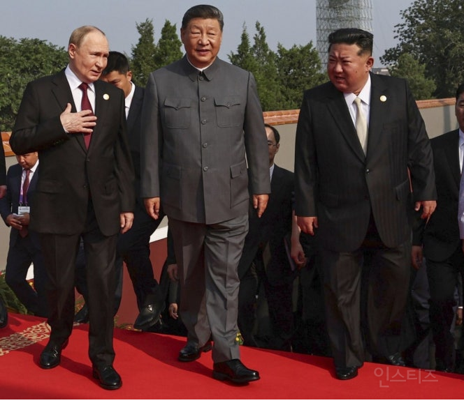 어제자 푸틴과 시진핑의 충격적인 대화.jpg | 인스티즈