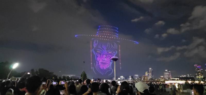 현재 기술력 말 나오는 케데헌 서울 드론쇼 퀄..JPG | 인스티즈