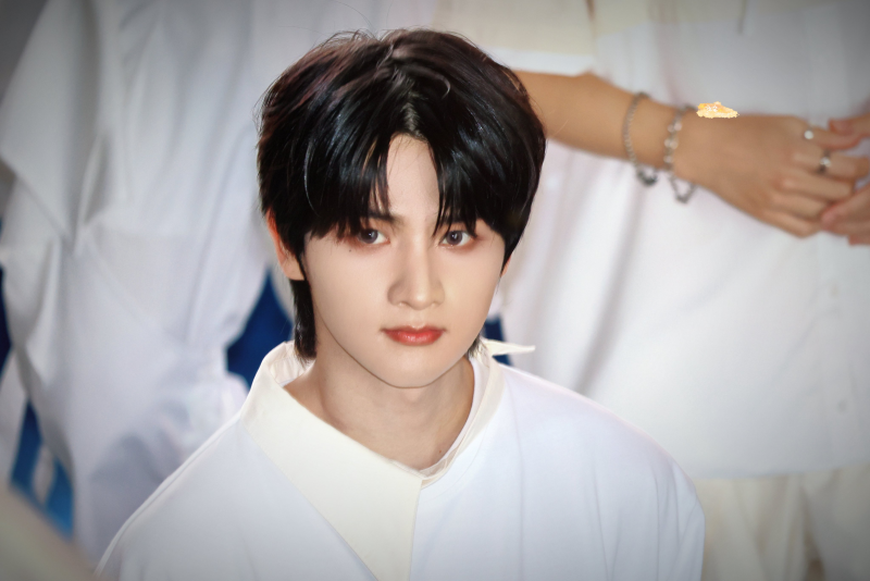 오늘자 서울패션위크에서 비주얼 갱신한 남돌 | 인스티즈