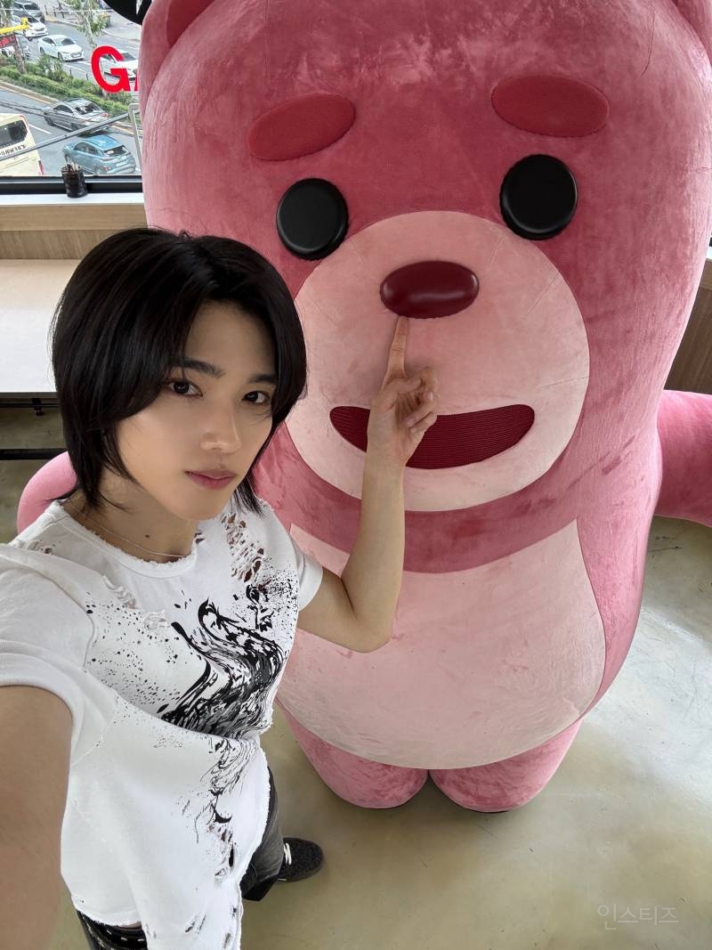 잘생긴 남자가 미술학원 모델로 온다면..? | 인스티즈