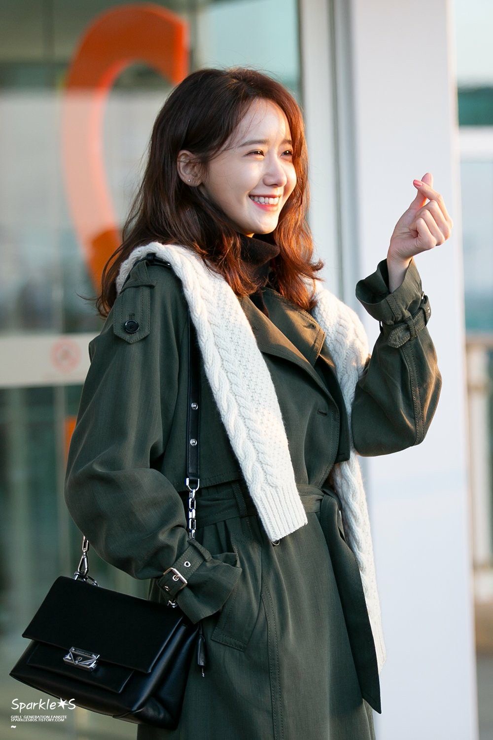 [잡담] 뭔가 윤아가 친언니면 진짜 어깨 하늘 뚫을 거 같지 않아? | 인스티즈