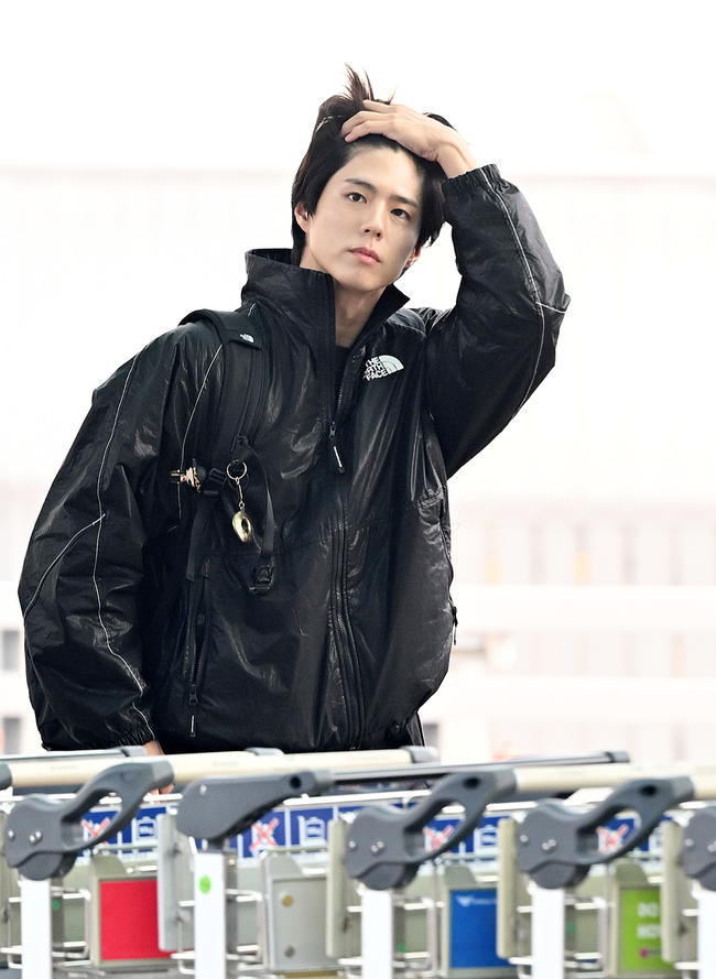 [잡담] 박보검 출국했네 | 인스티즈