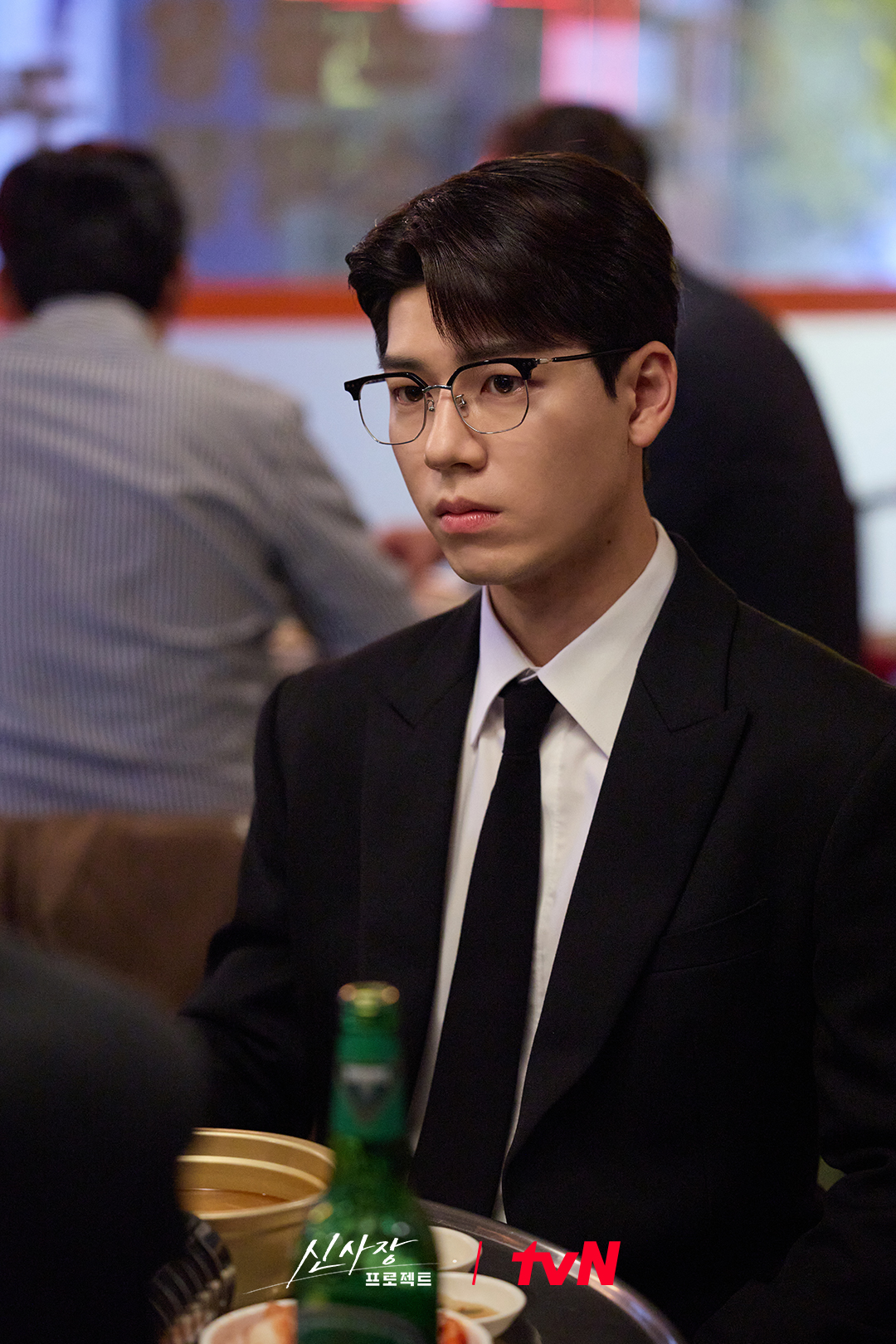 [잡담] 신사장프로젝트 한석규X배현성X이레 치킨집 직원 일동 집합! (･'◡´･)ゝ치킨은 맛있게 해결은 맛깔나게 회식은 얼큰하게?! | 인스티즈