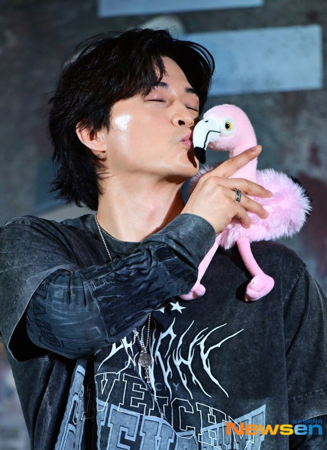 [잡담] 크씬제로 김지훈 클로이 새짤 뜬것도 기사 제목도 웃김ㅋㅋㅋㅋㅋㅋㅋㅋㅋㅋㅋㅋㅋㅋㅋㅋㅋㅋㅋㅋㅋㅋㅋㅋㅋ | 인스티즈