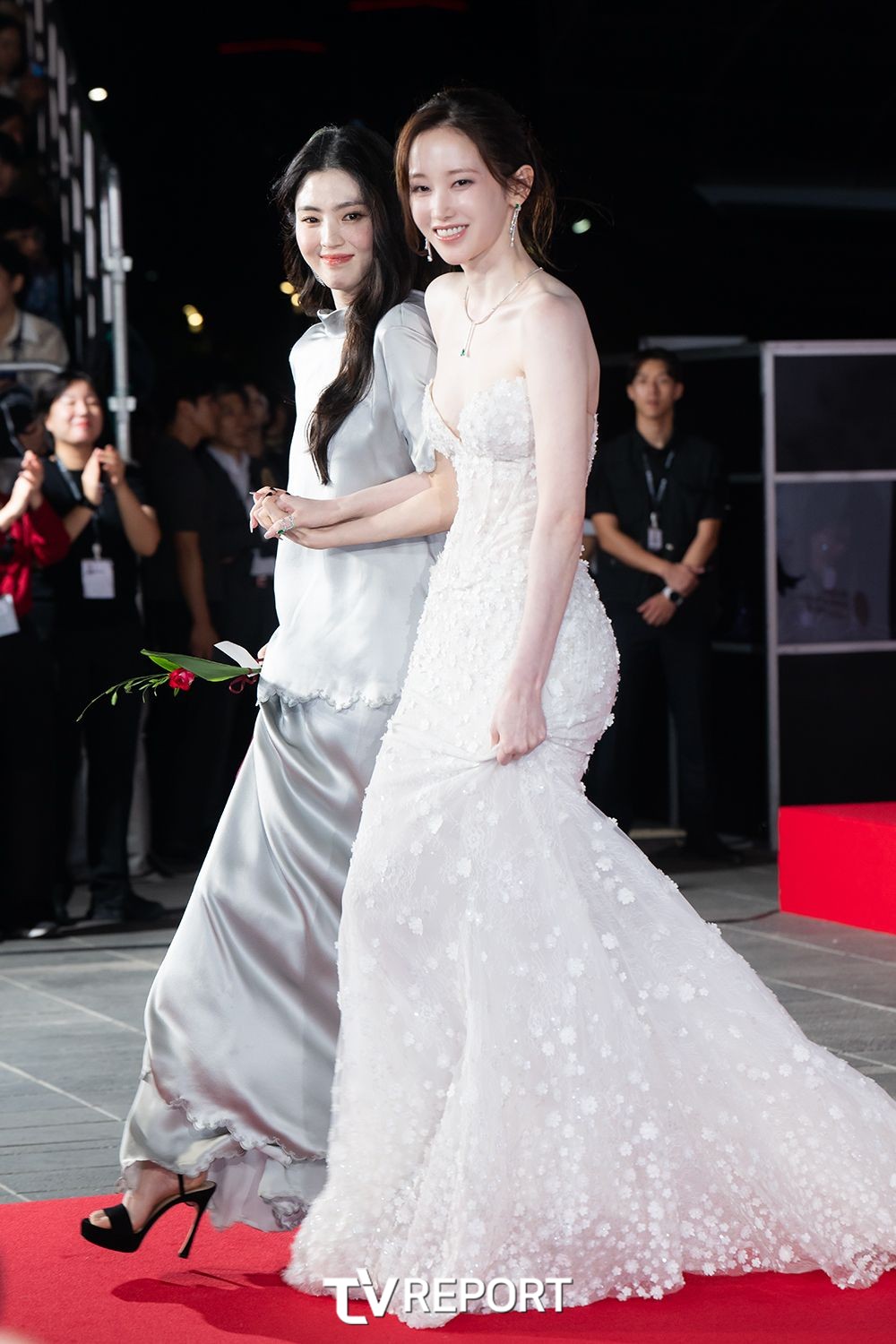 [잡담] 한소희 ㄹㅇ 표정부터 개편해보임 | 인스티즈