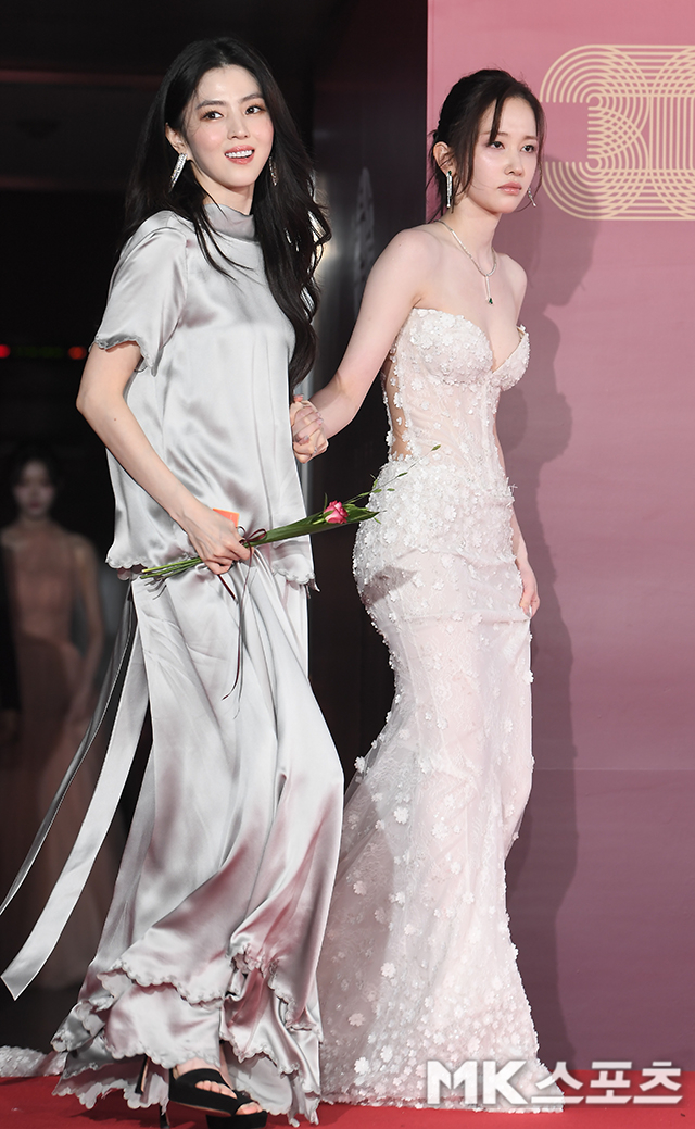 [잡담] 한소희 ㄹㅇ 표정부터 개편해보임 | 인스티즈