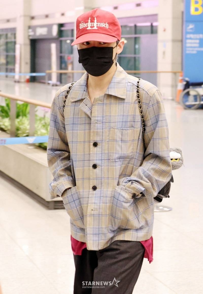 지드래곤이 맨 후 품절된 샤넬 가방..jpg | 인스티즈