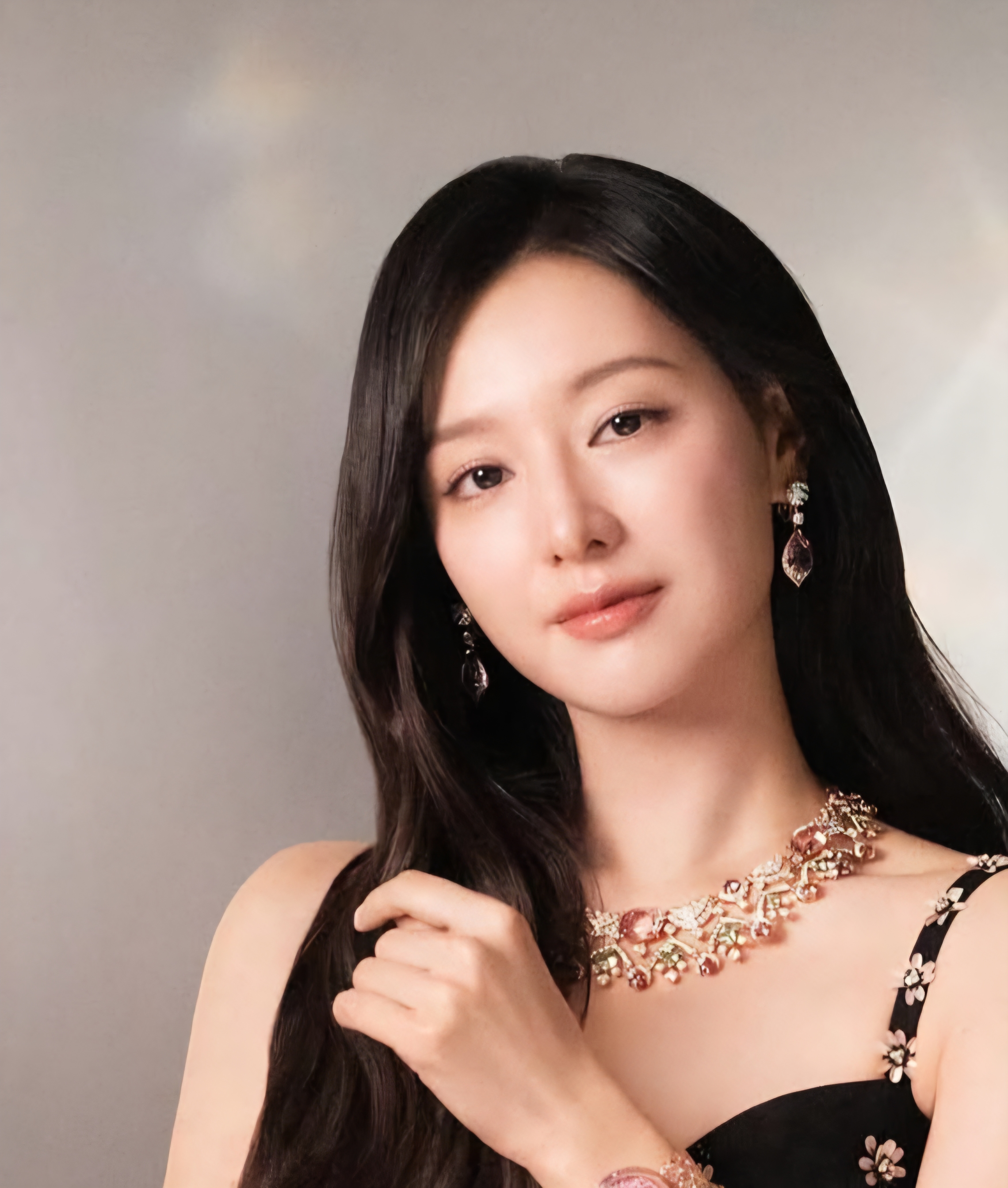 [잡담] 250917 불가리 공식 인스타그램 업데이트 (feat 김지원) | 인스티즈