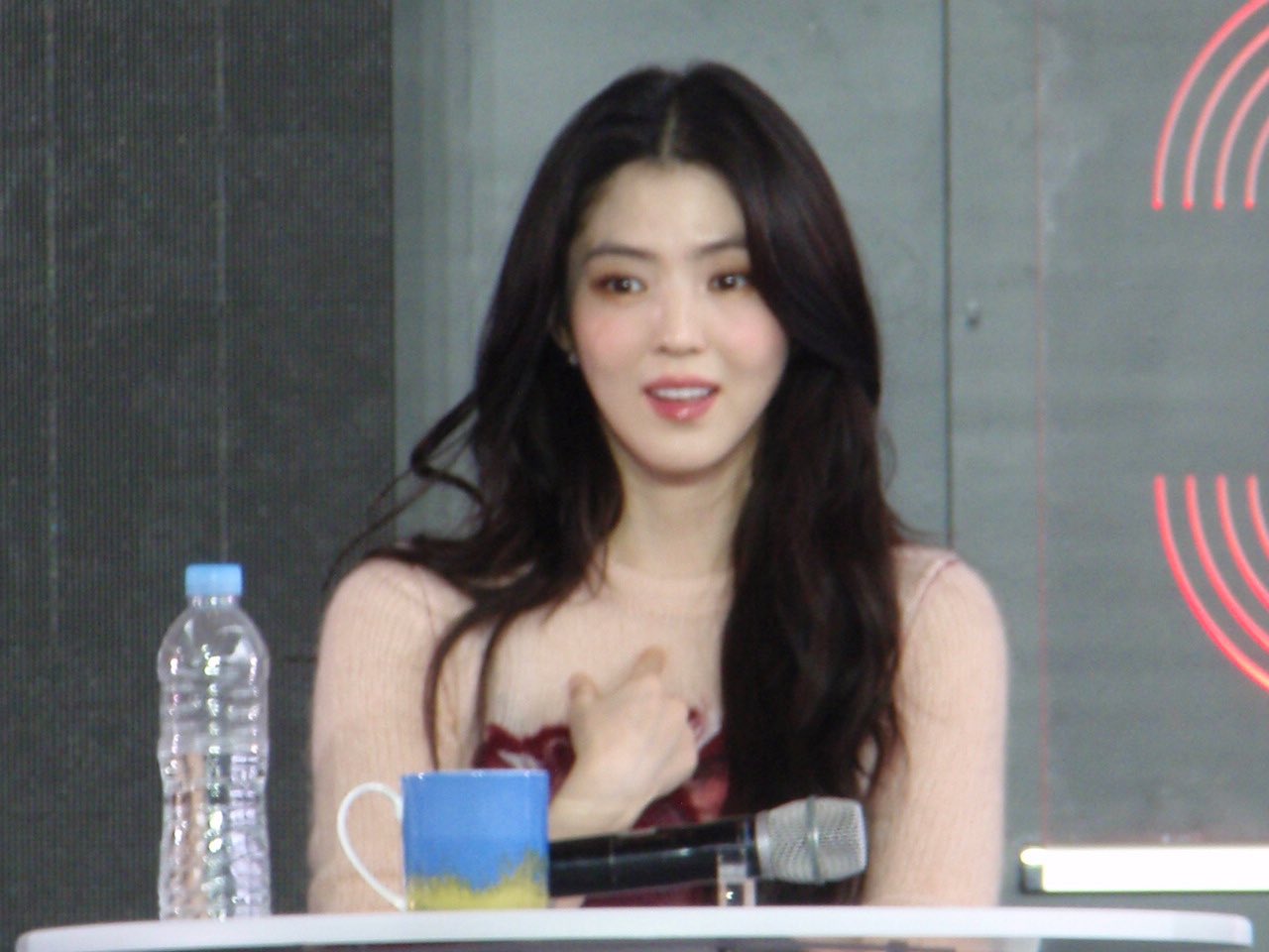 [잡담] 한소희는 너무 분위기가 있다.. | 인스티즈