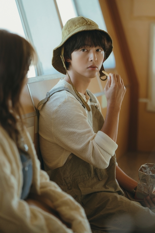 [정보/소식] 마이유스 송중기♥천우희 입맞춤 후폭풍, 어색한 분위기에 먼 산(마이 유스) | 인스티즈