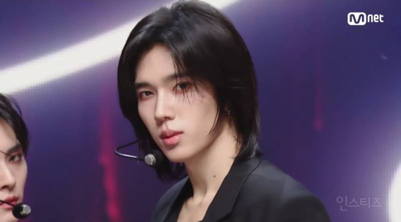 팬들 환장하게만들 무대 가져온 남돌 .jpg | 인스티즈