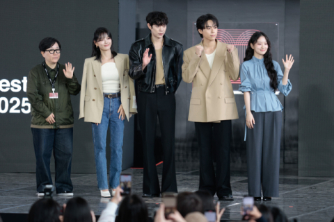 [마플] 친애엑 홍보할때도 어울린다 | 인스티즈