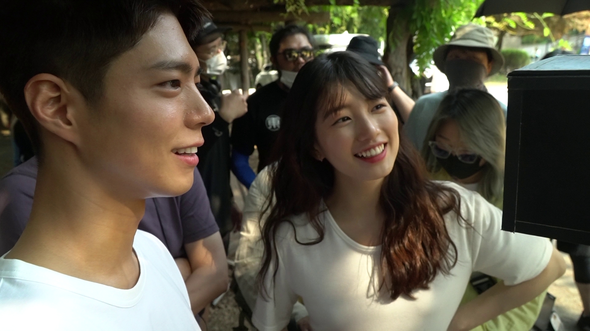 [잡담] 원더랜드 수지.보검 메이킹및 삭제씬 짤 몇장 | 인스티즈