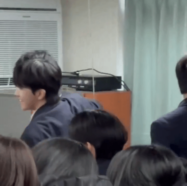 [잡담] 아 헐 멜뮤 콜라보 이거일수도 있겠네 | 인스티즈